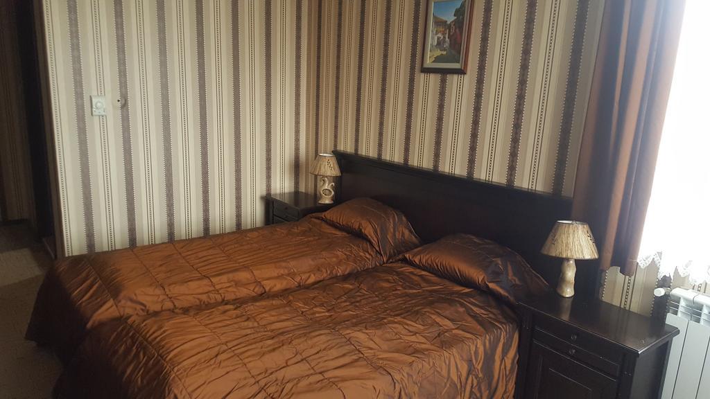 Hotel Izvora 2 Arbanasi Extérieur photo